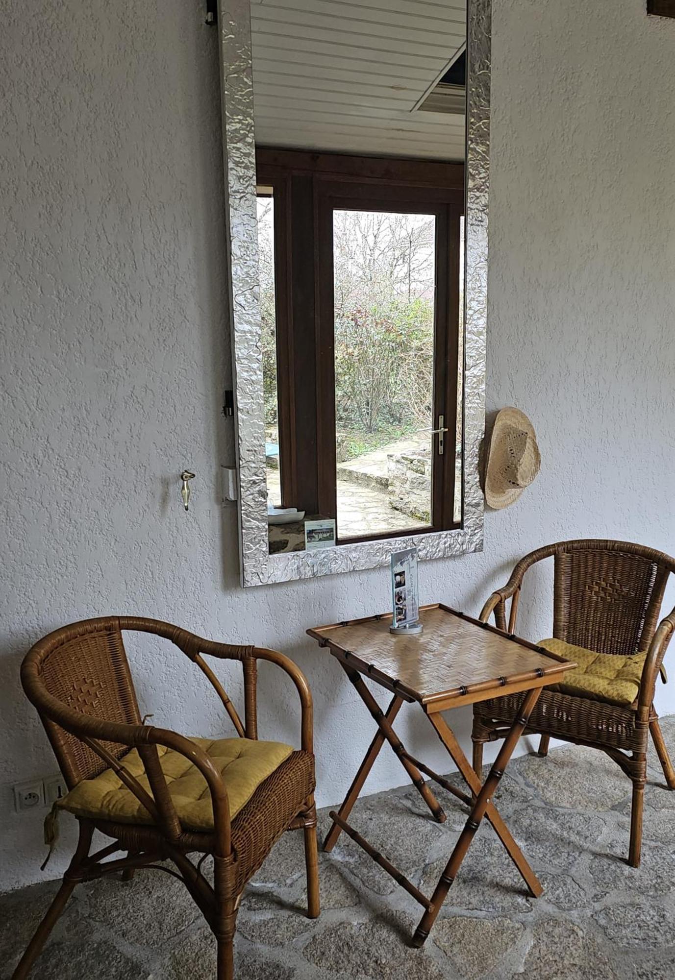 Le Domaine Des Tuillieres Bed & Breakfast Masleon Luaran gambar